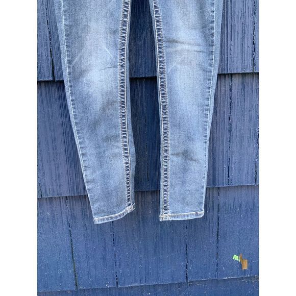 Seven 7, Gently Worn,Jeans - Picture 5 of 8